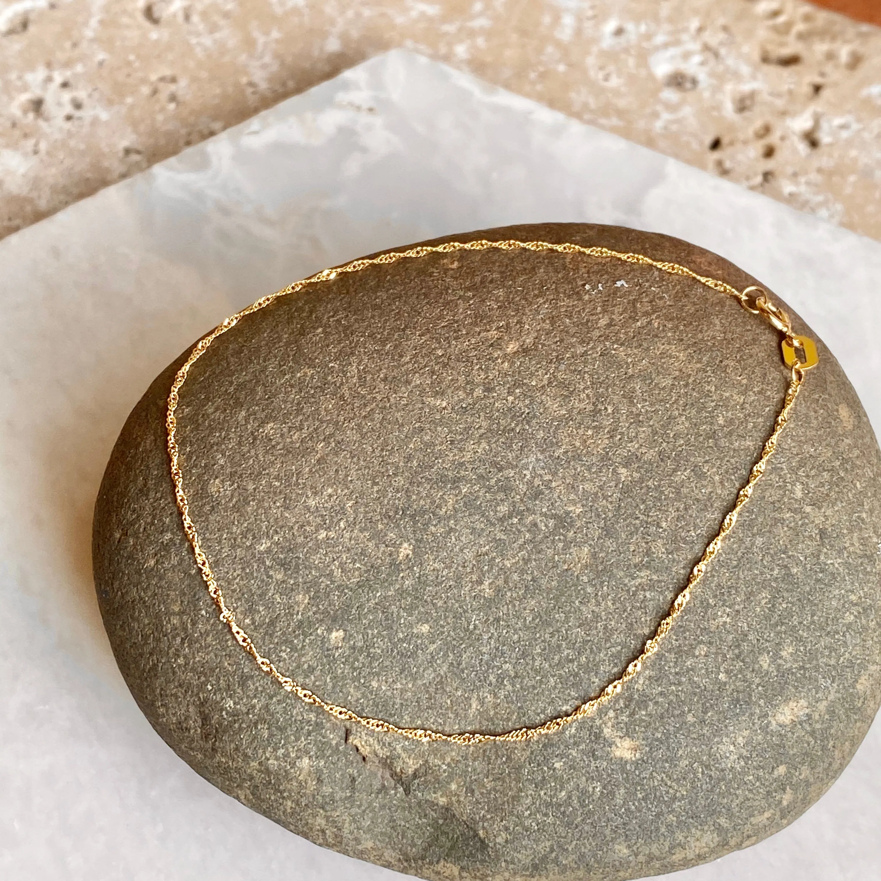 14KT Yellow Gold 1mm Singapore Link Thin Chain Bracelet 7"