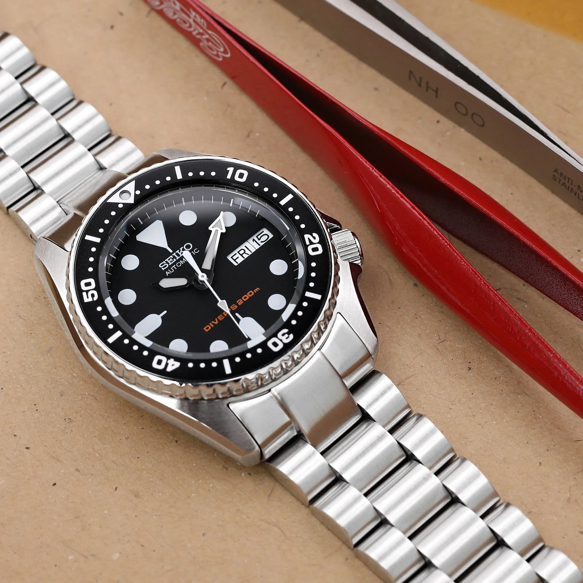 20mm Endmill compatible with Seiko SKX013 V-Clasp Brushed