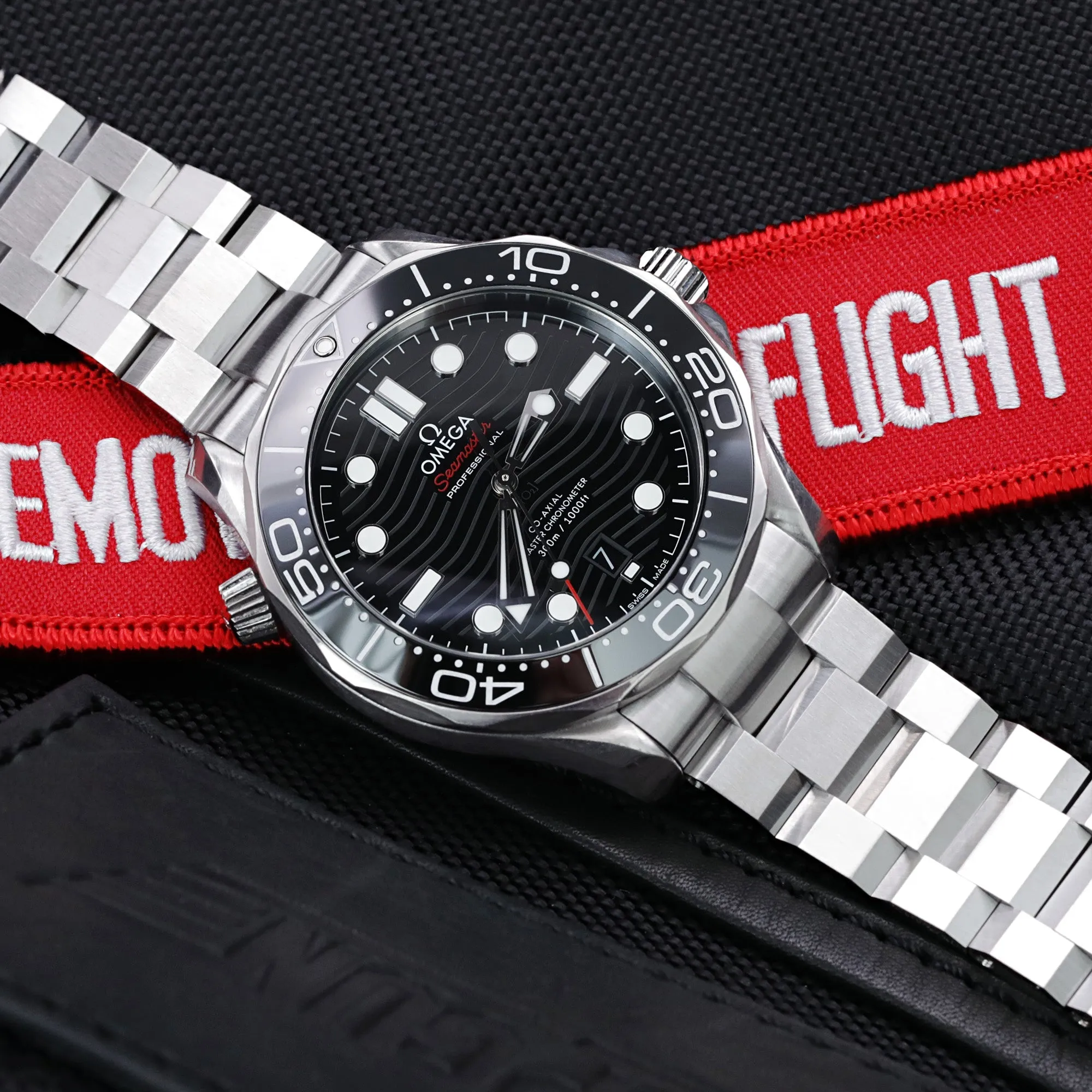 20mm Hexad III for Omega Seamaster 42mm V-Clasp Brushed