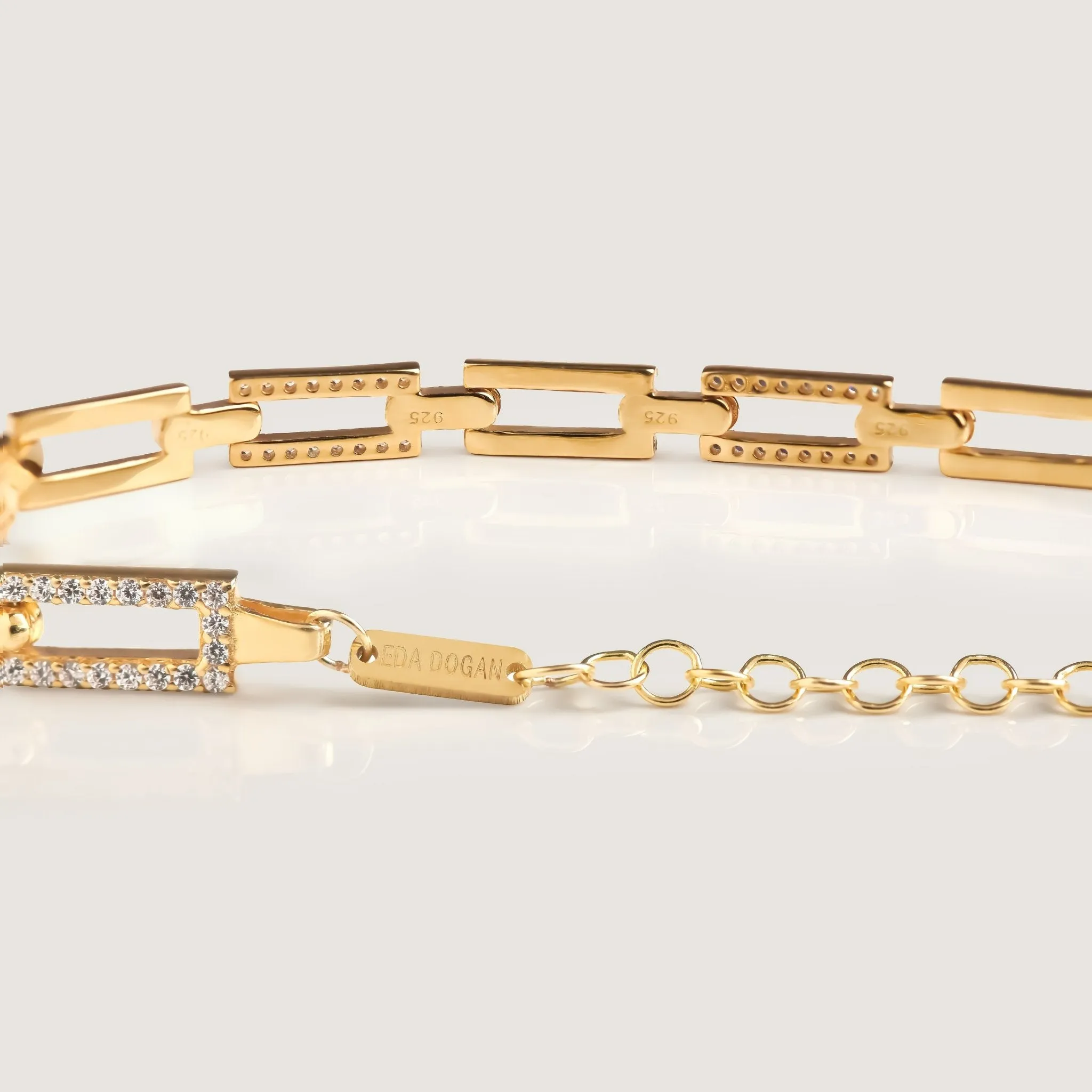 Alta Capture Chain Bracelet