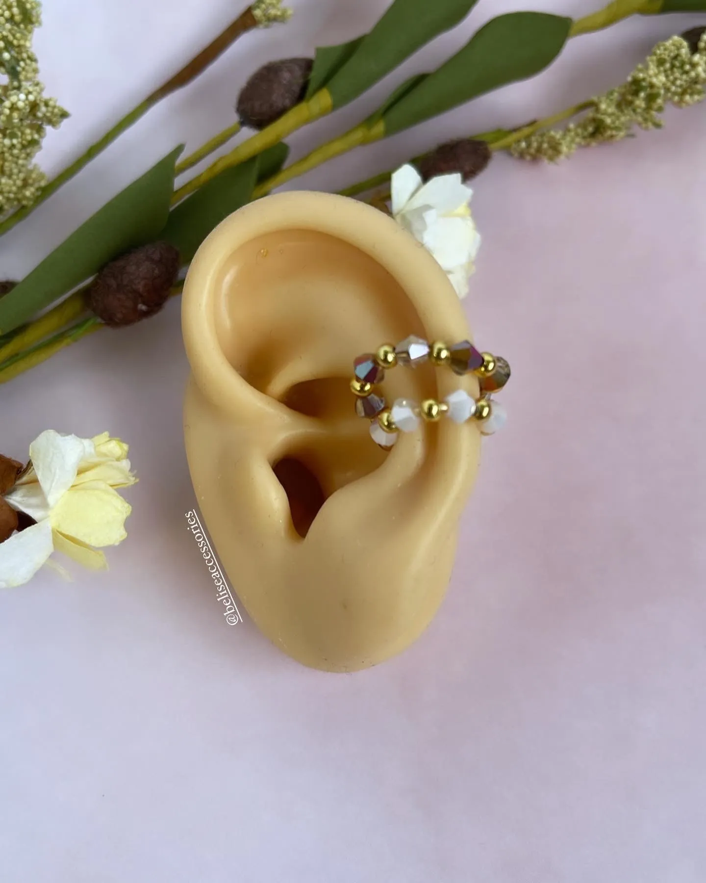 Aura Ear-cuff - Handmade