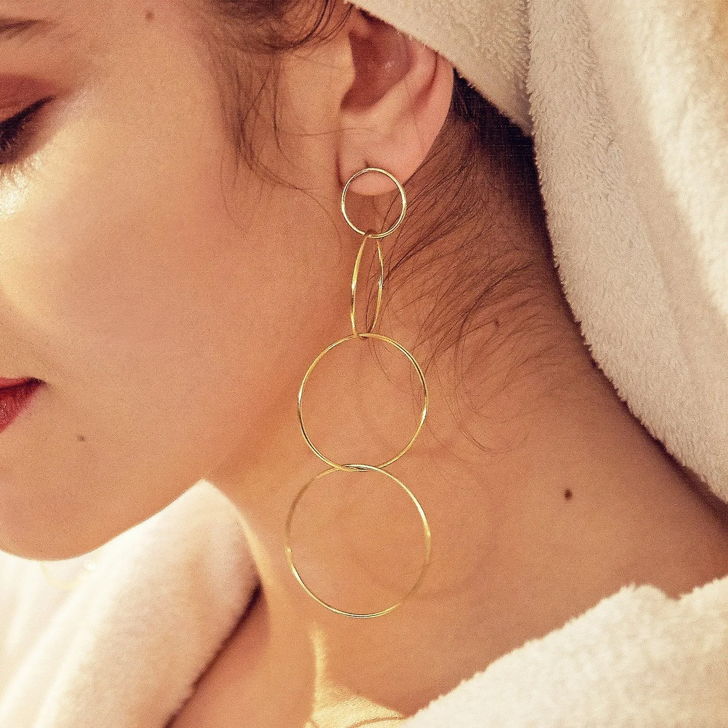 Cara Earrings (2 COLORS)