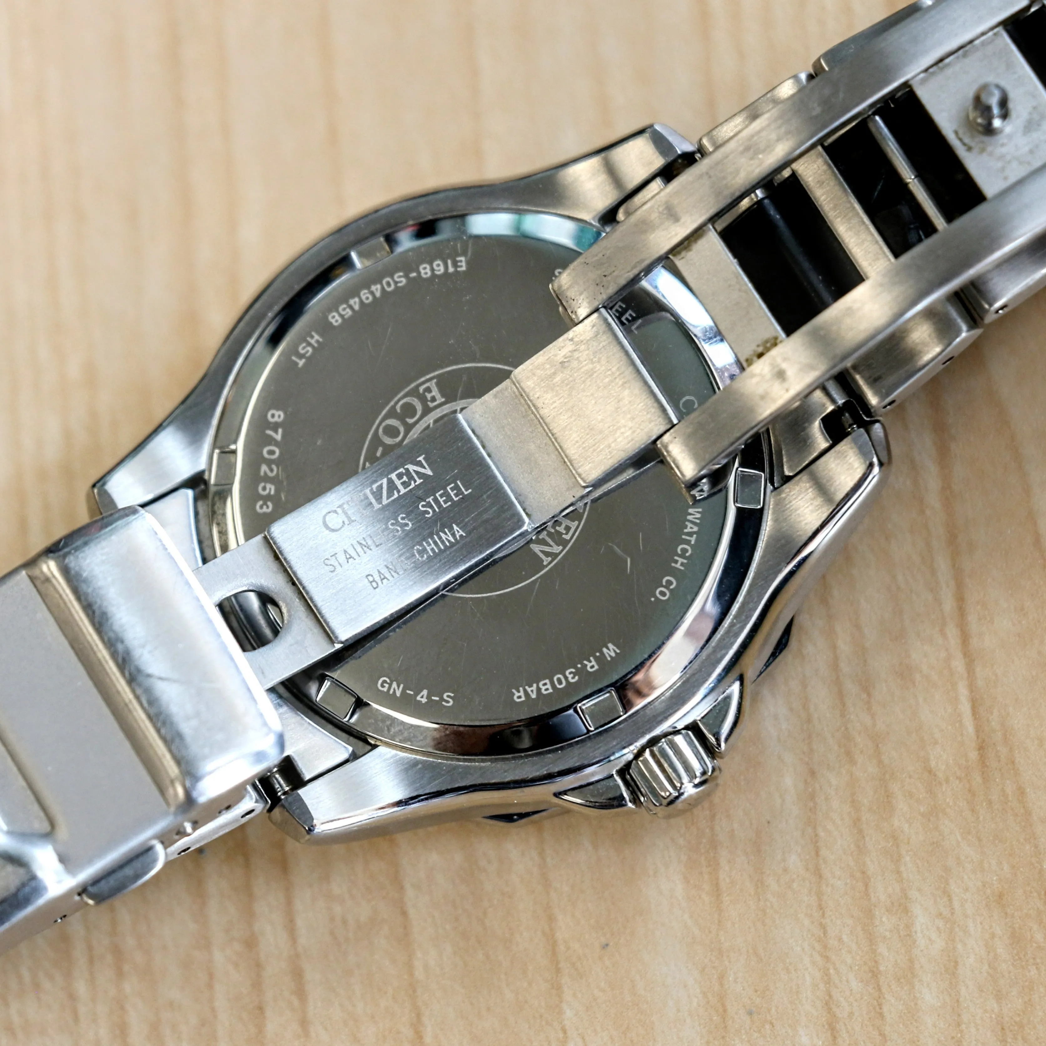 CITIZEN Eco-Drive Infusion Watch Ref. BN0030-71E Date Indicator WR 300 Diver Wristwatch