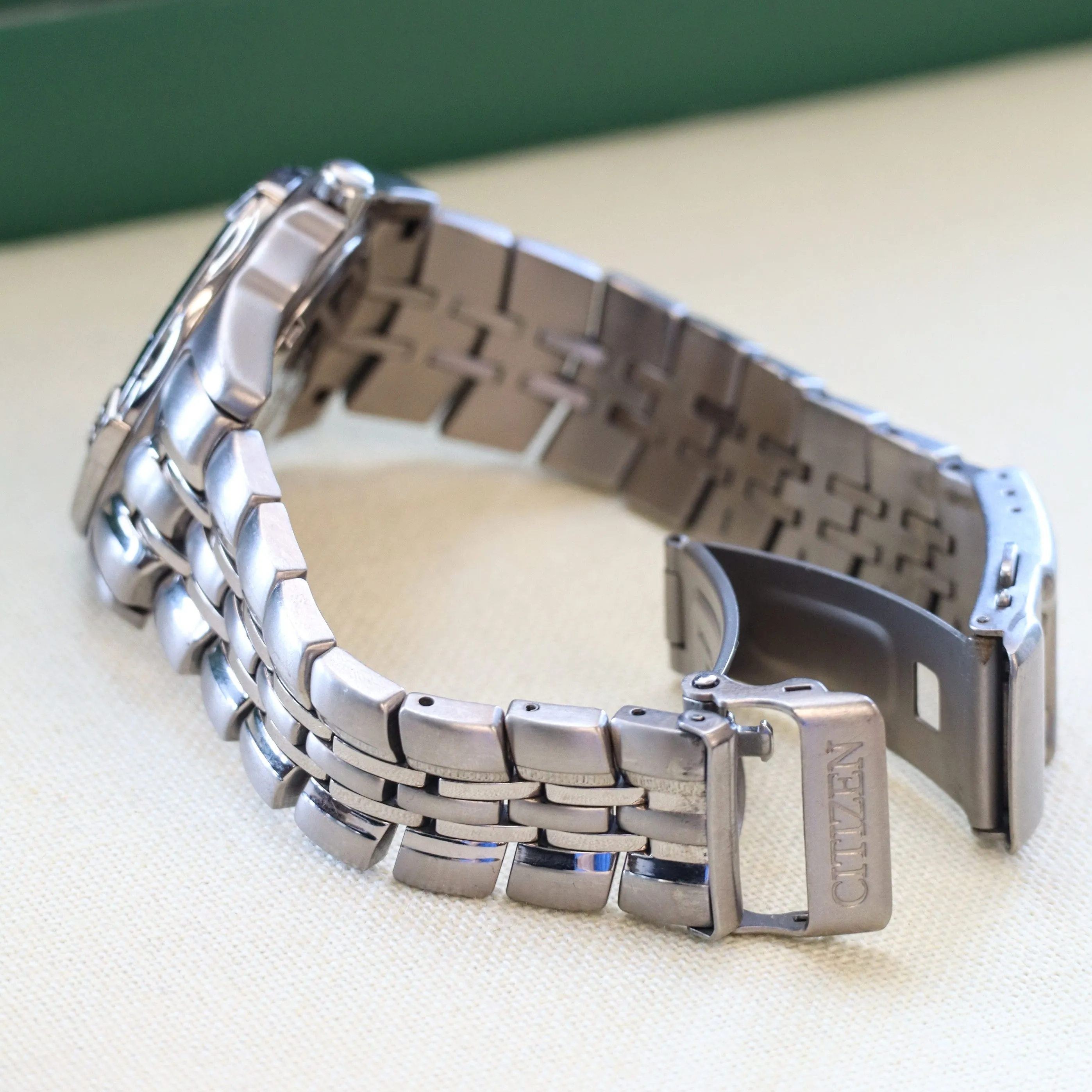 CITIZEN Eco-Drive Titanium Watch Ref. BM8230-58A Professional Diver Wristwatch WR 200