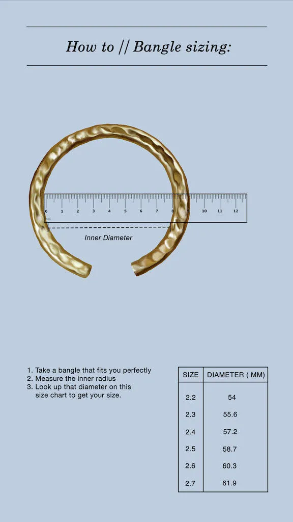 Crater Chunky Bangle
