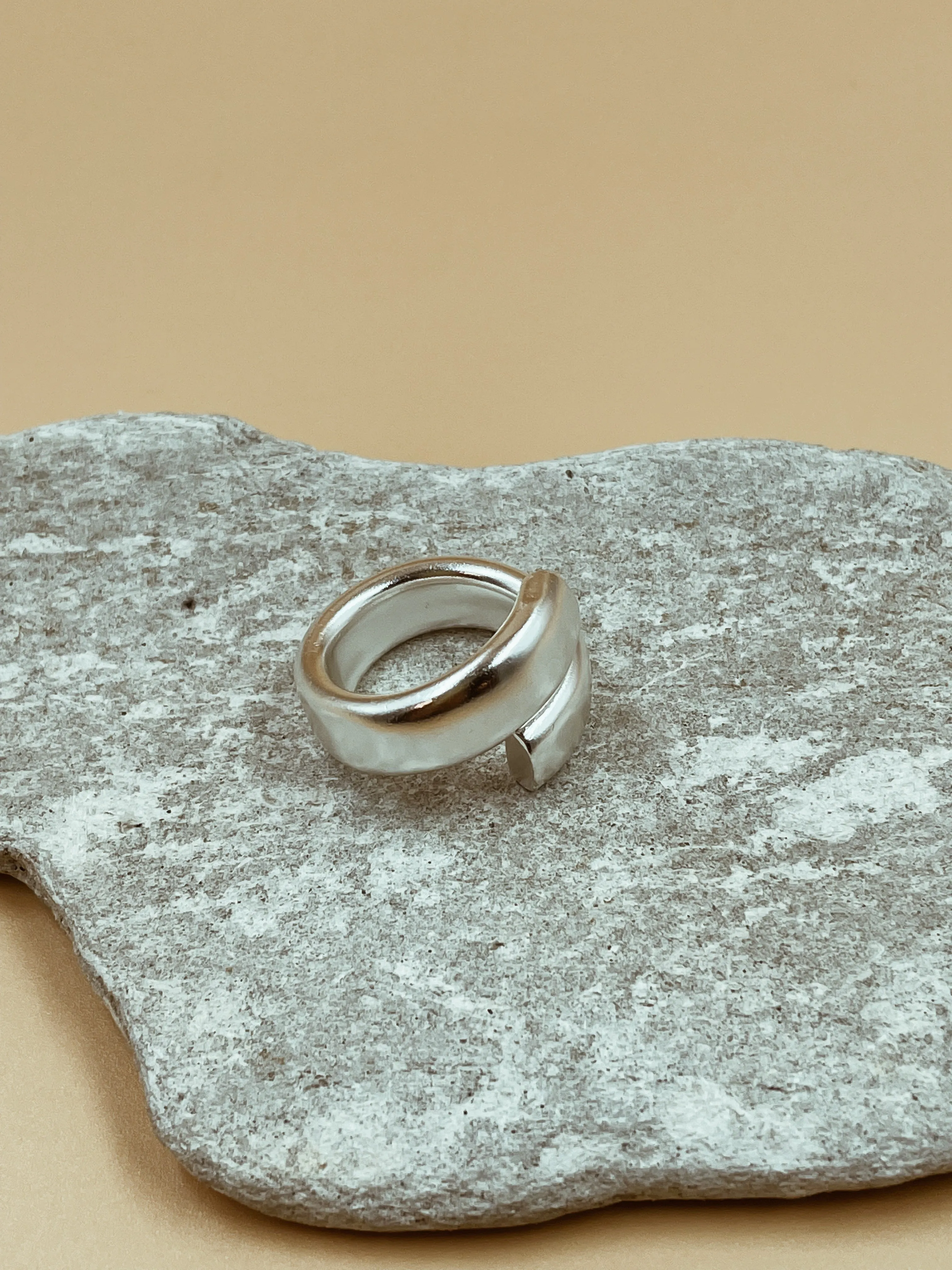 Dani Unisex Wrap Ring in Silver Tone