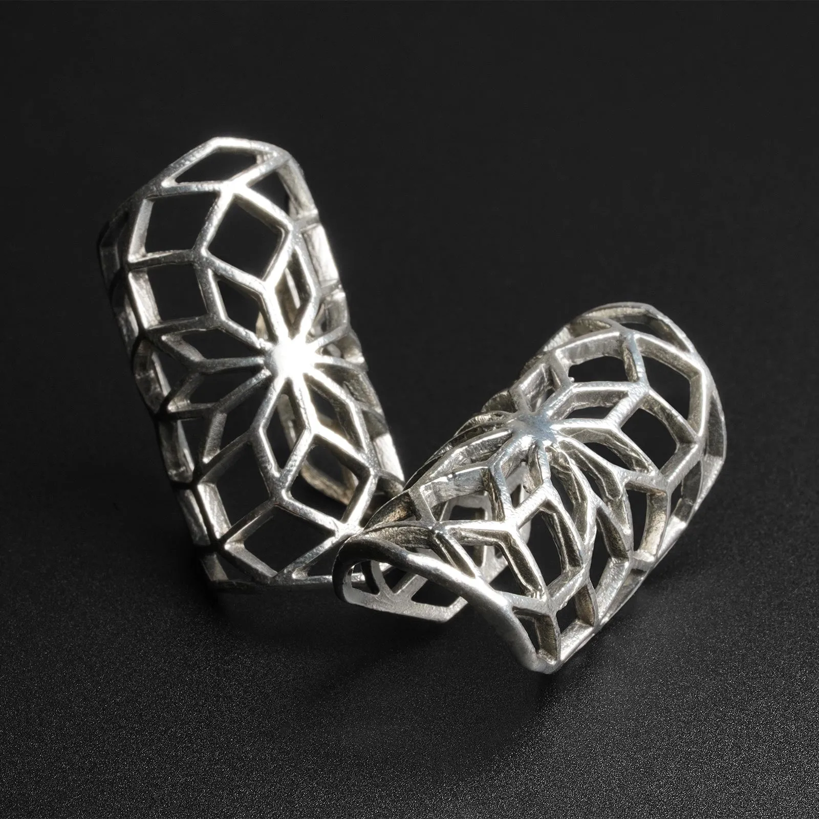 Geometric Flower White Brass Ear Cuff