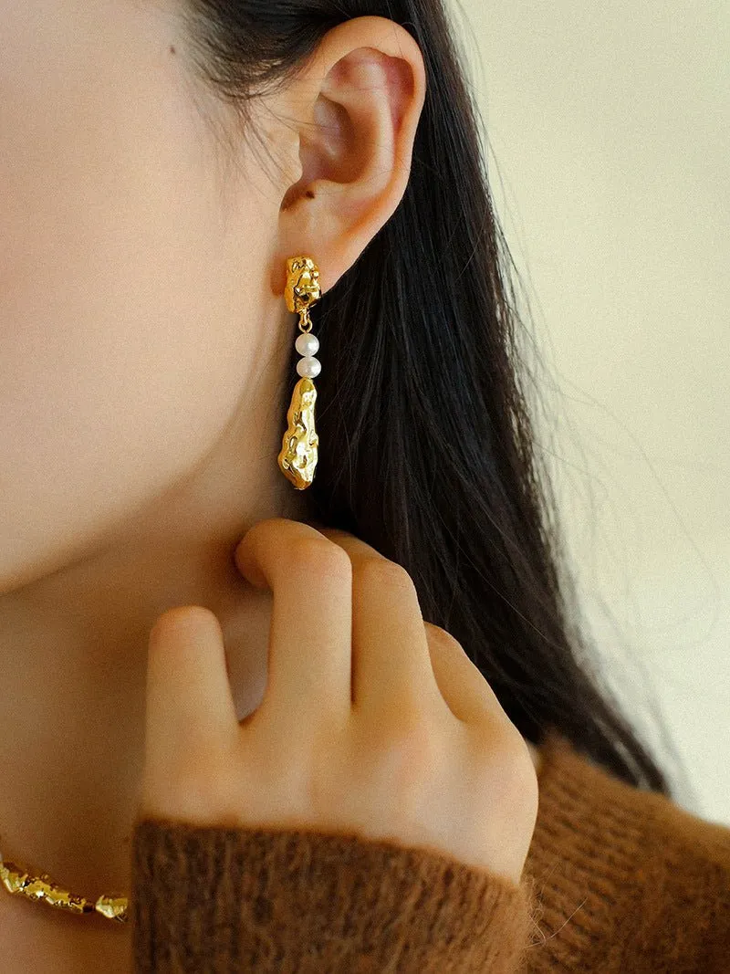 Geometric Irregular Metal Toothpicks Spliced Round Pearl Earrings