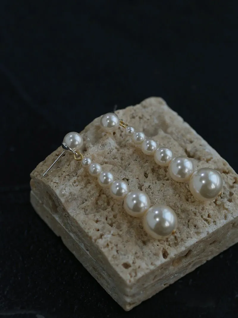 Gradient Pearl Drop Earrings