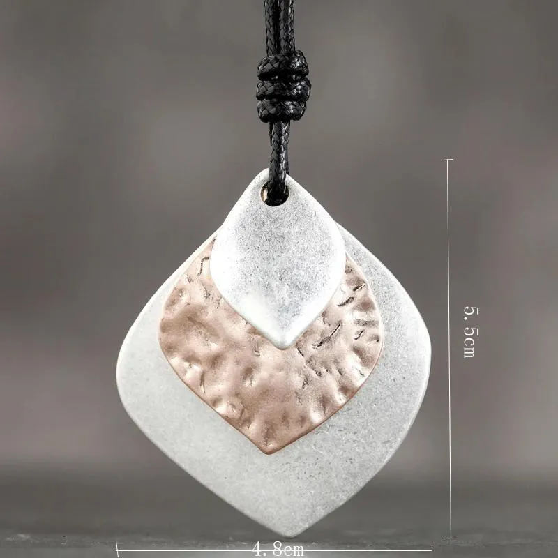 Long Necklace for Women Vintage Jewelry Leaf Black Goth Chain New in Necklaces&Pendants