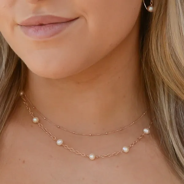 Luminous Roses - Pearl & Rose Gold Necklace