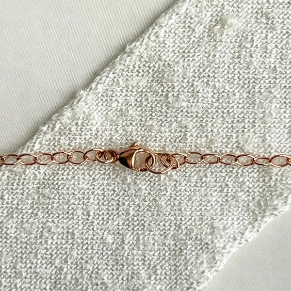 Luminous Roses - Pearl & Rose Gold Necklace