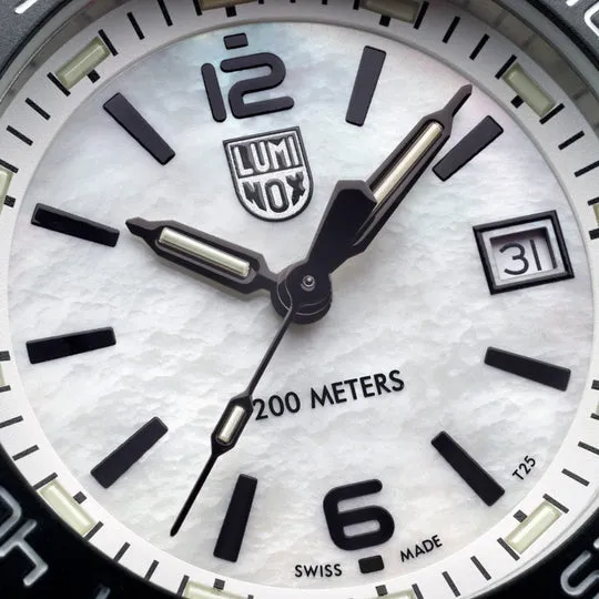 Luminox Pacific Diver Ripple 39mm Diver Watch XS.3126M