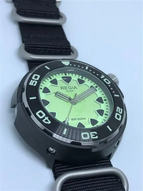 Regia Diver 2018 - NEW Green Scuba Ghost dial (Silver) (free shipping)