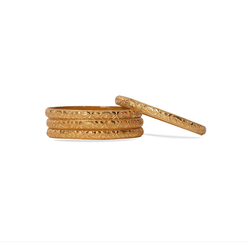 Set Of 4 Gold Dyed Bracelets With Delicate Flower Patterns (Plus Size)