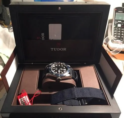 Sold!!! Tudor Rolex 79220B Heritage Black Bay Leather Strap Blue Bezel 41MM Diving Watch