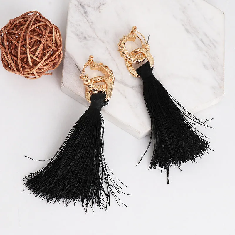 The Link Tassel Earring