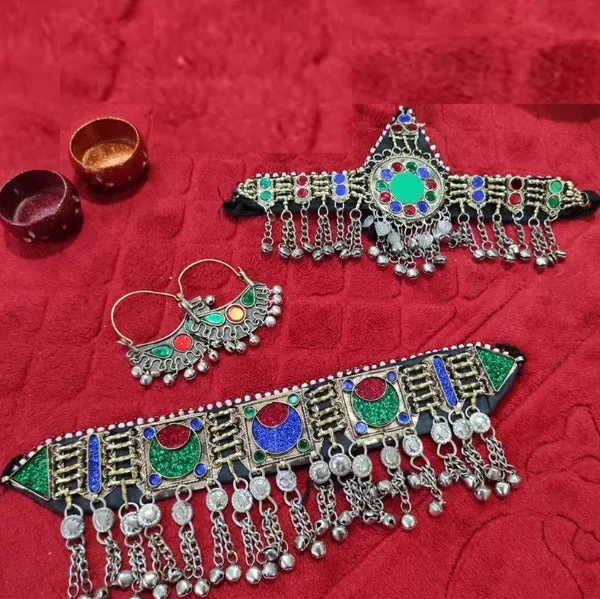 Traditional Matha Patti Chokers Jewelry Set